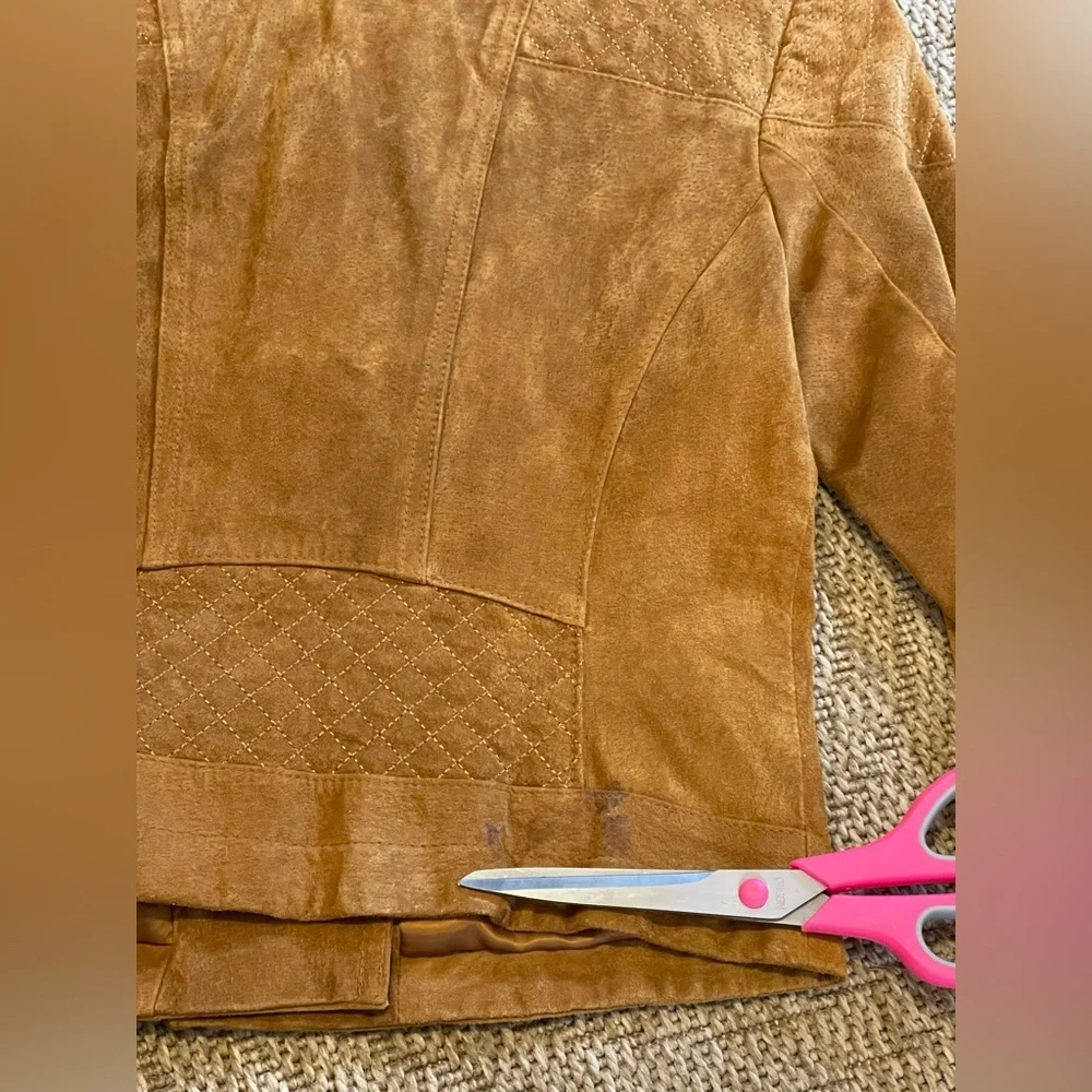 Express Women's Suede Moto Jacket camel Colored, size xs, zip pockets & sleeve